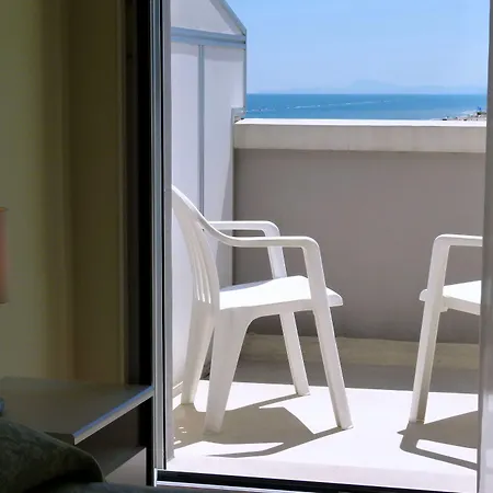 Imperial Hotel Marotta