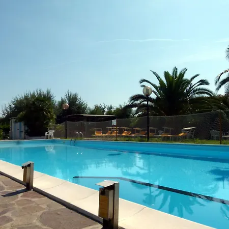 Imperial Hotel 3*
