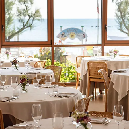 Imperial Hotel Marotta