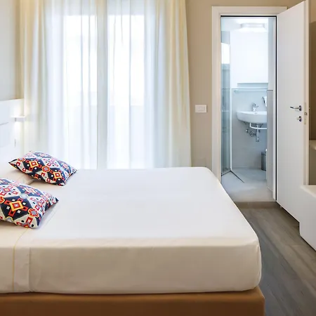 Imperial Hotel 3*