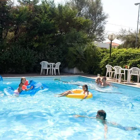 Imperial Hotel 3*