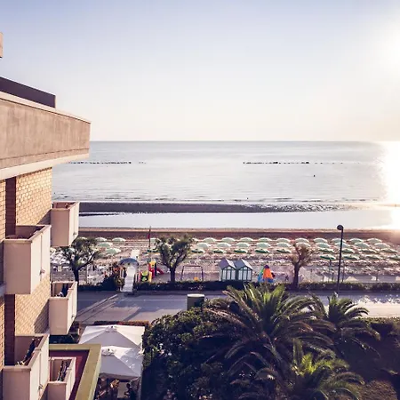 Imperial Hotel Marotta